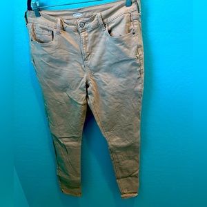 Old Navy Rockstar Skinny Jeans - 12